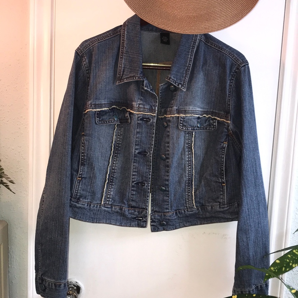 Venezia Lane Bryant Plus Size Distressed Cropped Denim Jacket Size 18/20